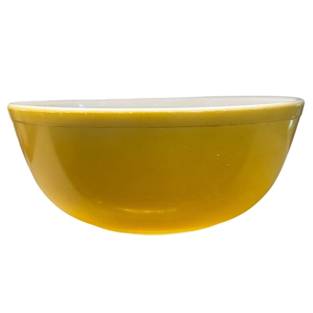 Vintage Pyrex Yellow Mixing Bowl 4 Qt 404 Primary Color Milk Glass 10.5" Large - Picture 2 of 8
